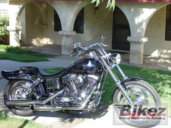 1999 Harley-Davidson FXDWG Dyna Wide Glide photo